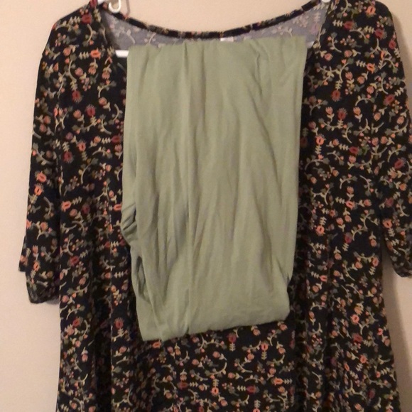 LuLaRoe floral Perfect - Picture 5 of 6